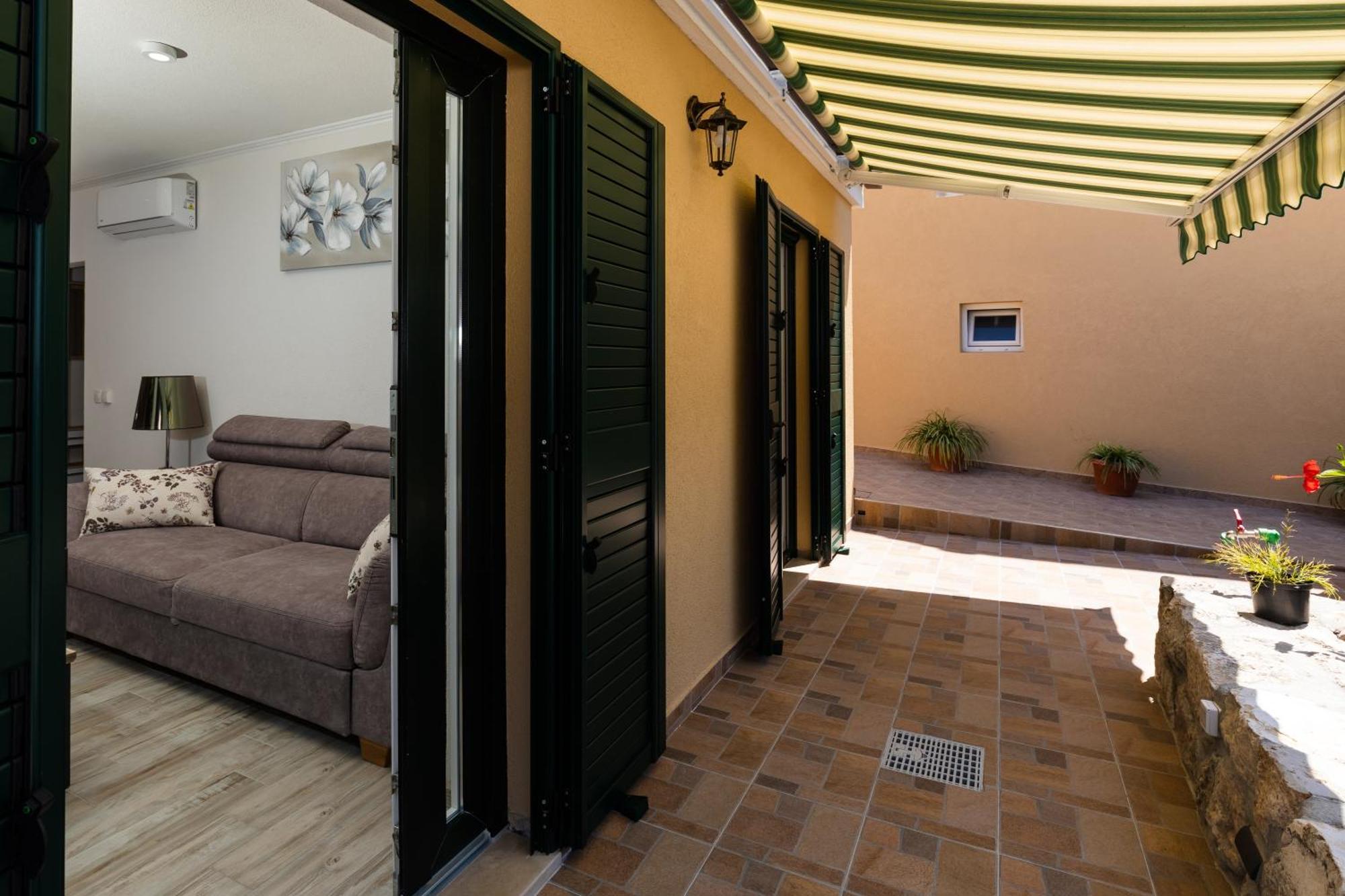 Apartment Pod Nespolom Trsteno Oda fotoğraf